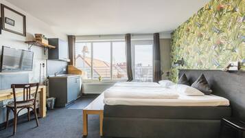 Doppelzimmer, Balkon, Stadtblick