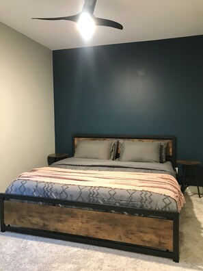 3 bedrooms, desk, iron/ironing board, free WiFi - Stylish & Central Townhome-Perfect for Groups! (Fort Wayne)