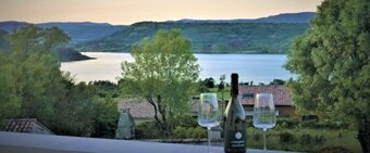 Près du Lac. Vue imprenable .Villa contemporaine T7