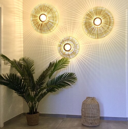 Nykyaikainen huvila T7, josta on henkeäsalpaavat näkymät järvelle