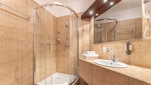 Chambre Double | Salle de bain