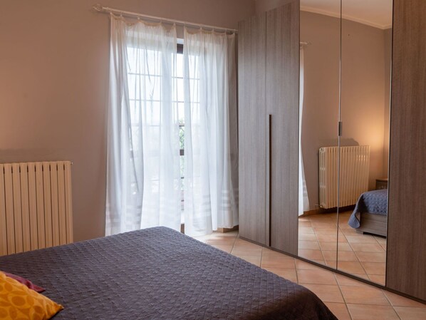 3 chambres, lit de bébé portatif, accès au Wi-Fi (inclus)
