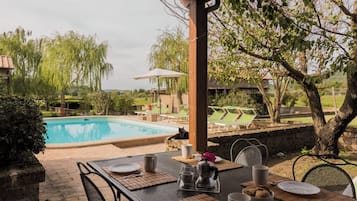 Ristorazione all'aperto