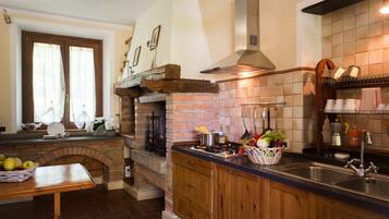 Forno, lavastoviglie, tostapane, freezer