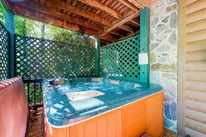 Outdoor spa tub - Creekside, family-friendly cabin w/ a private hot tub, game room, & firepit (Blue Ridge)