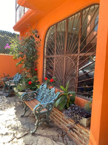 The apartment is cozy and safe, located in a quiet and familiar closed.