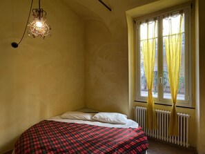 3 habitaciones y cuna de viaje 