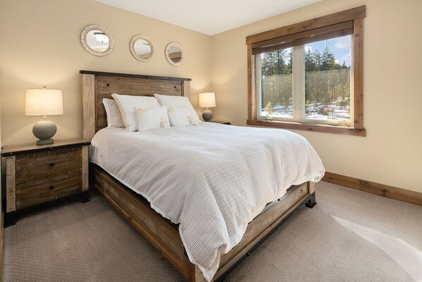 5 bedrooms, iron/ironing board, travel cot, free WiFi