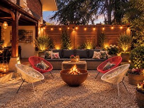 Terrace/patio - Great location, perfect for groups. Private garden with a barbecue. (Murgia)