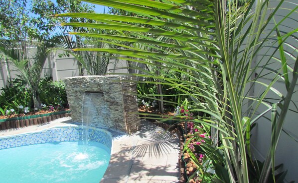 Udendørs pool