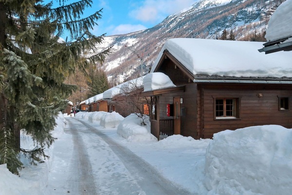 Schnee, Winter, Einfrieren, Eigentum, Berg, Haus, Dach, Geologisches Phänomen, Zuhause, Baum