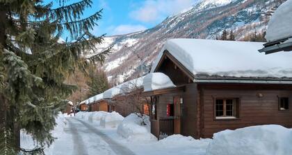 Joli appartement dans une maison de vacances avec WIFI, TV, patio et animaux admis