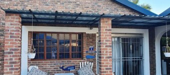 64 Garrick single unit