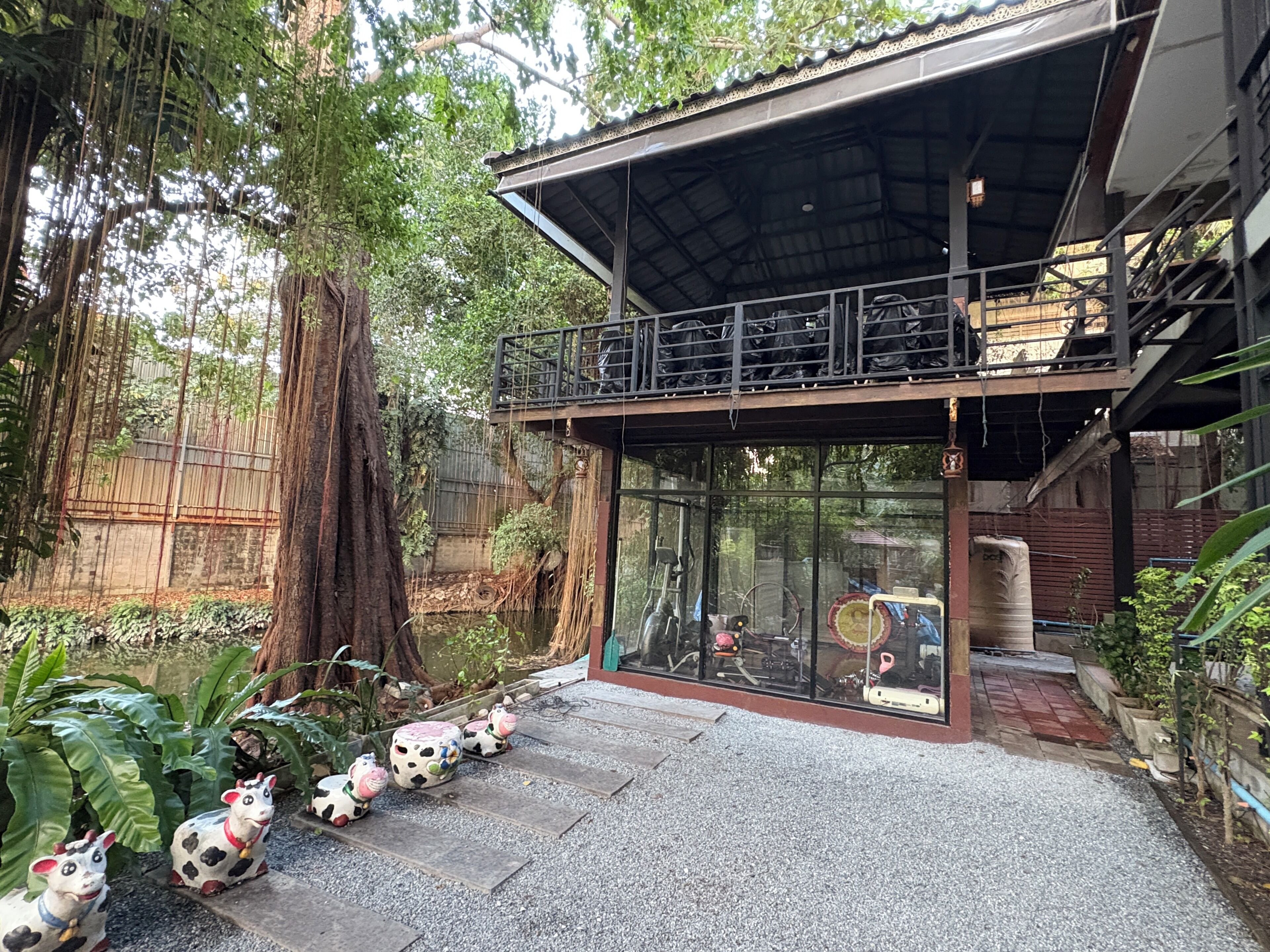Outdoor banquet area