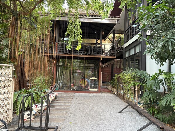 BBQ/picnic area - PomPom Home (Bangkok)