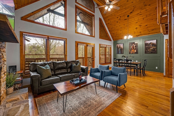 "Great location with quick access to all the fun things to do." - Katie