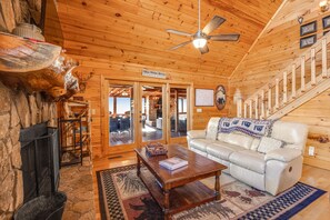 TV, fireplace, DVD player