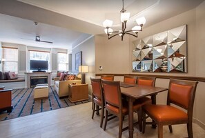 Dining - Summer Mountain Vacation, Marriott Summit Watch, Park City, UT (Park City)