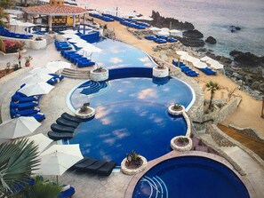 حمّام سباحة خارجي، حمّام سباحة مُدفَّأ