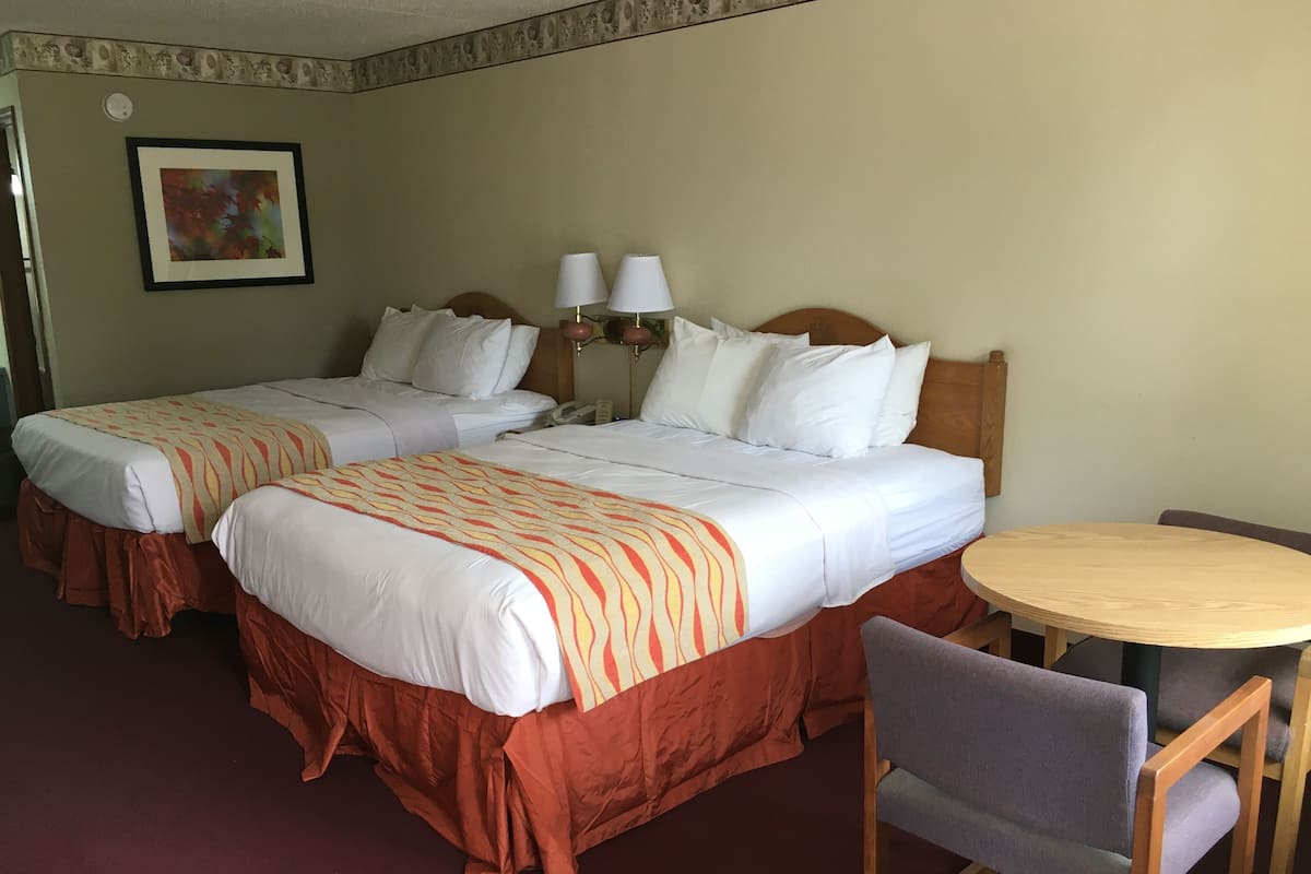 Classic Double Room, 2 Queen Beds
