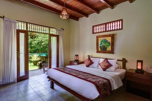 6 bedrooms, in-room safe, iron/ironing board, WiFi