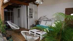 Terrace/patio - From the beach to golf (Saint-Gilles-les Bains)