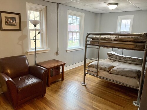 YAMAHA           Hostel