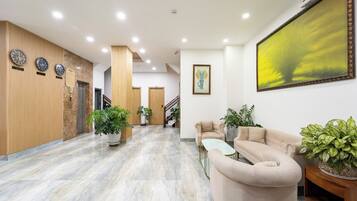 Quầy tiếp tân