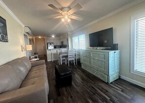TV, DVD player