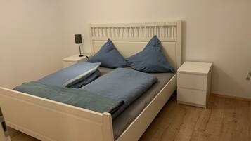 1 Schlafzimmer, WLAN, BettwÀsche