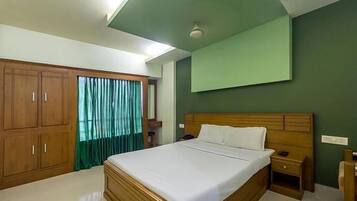 Deluxe non A/C | Premium bedding, individually decorated, individually furnished