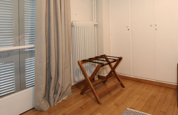 Interior - A cute apartment in the heart of Koukaki (Athens)