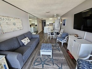 TV - Mariners Watch 304 - OCEAN FRONT in Garden City Beach (Garden City)