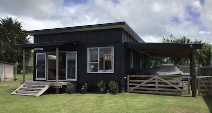Black Beauty - A Multi Family Escape for 12 with a new Spa!