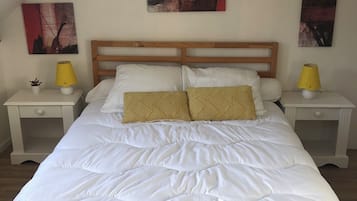 3 bedrooms, travel cot, free WiFi