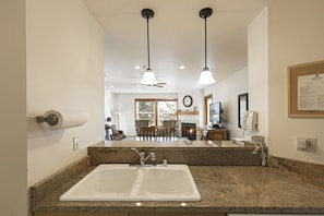 Interior - Some of the best direct ski access on the mountain!! 2 bedroom with beautiful valley views!! (Whitefish)