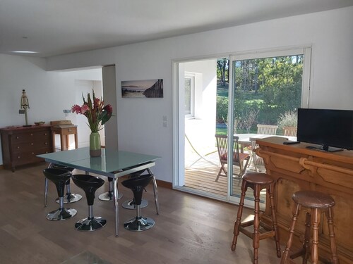 Peaceful 3* Apartment in Ascain with Garden and WIFI