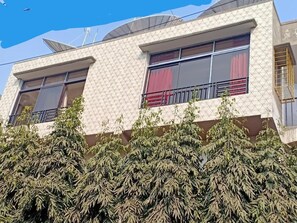 Exterior detail - Sukhmani Homestays. Your own space in a private bungalow. (KOLKATA)