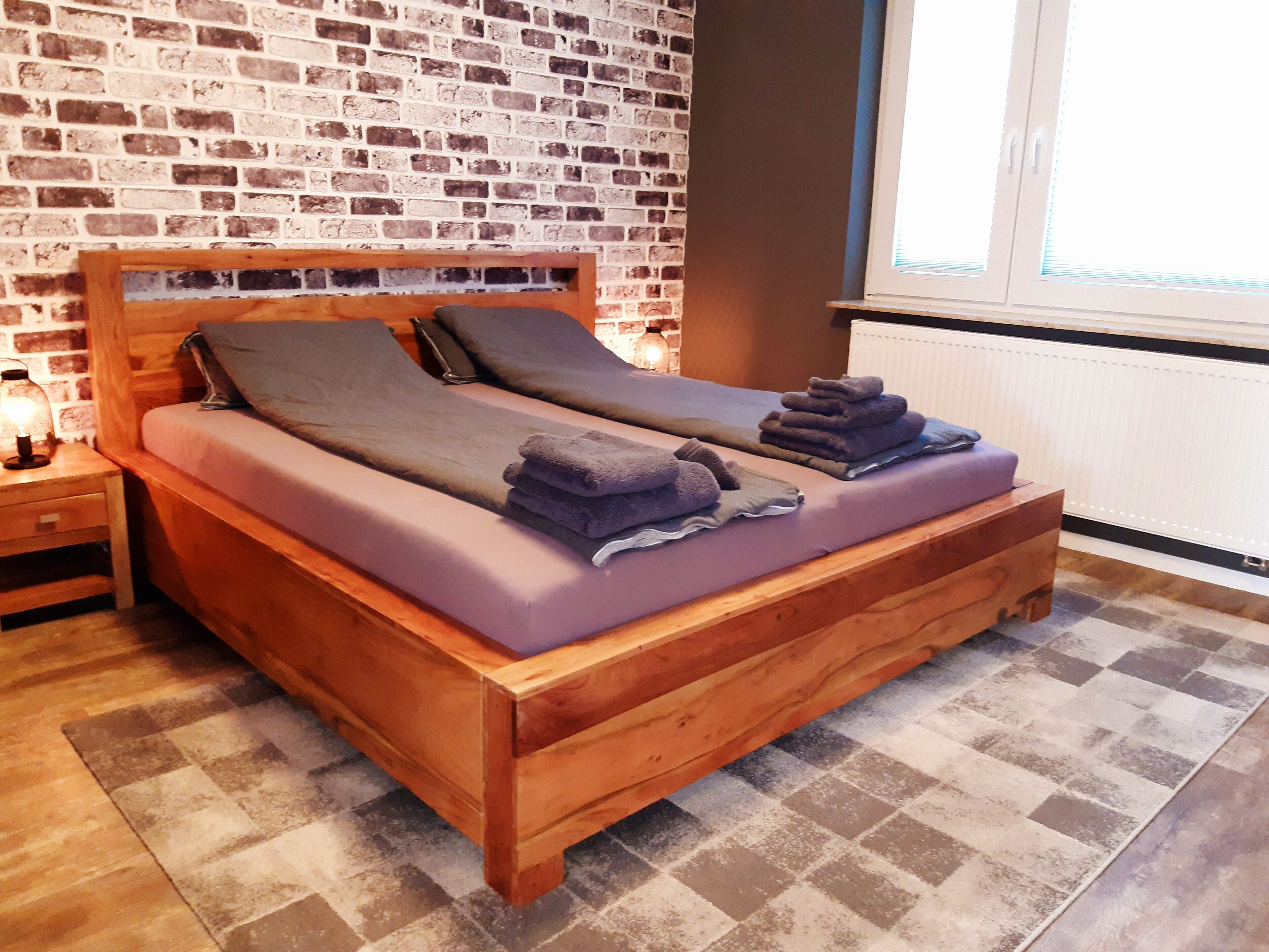 2 Schlafzimmer, Schreibtisch, Bügeleisen/Bügelbrett, WLAN