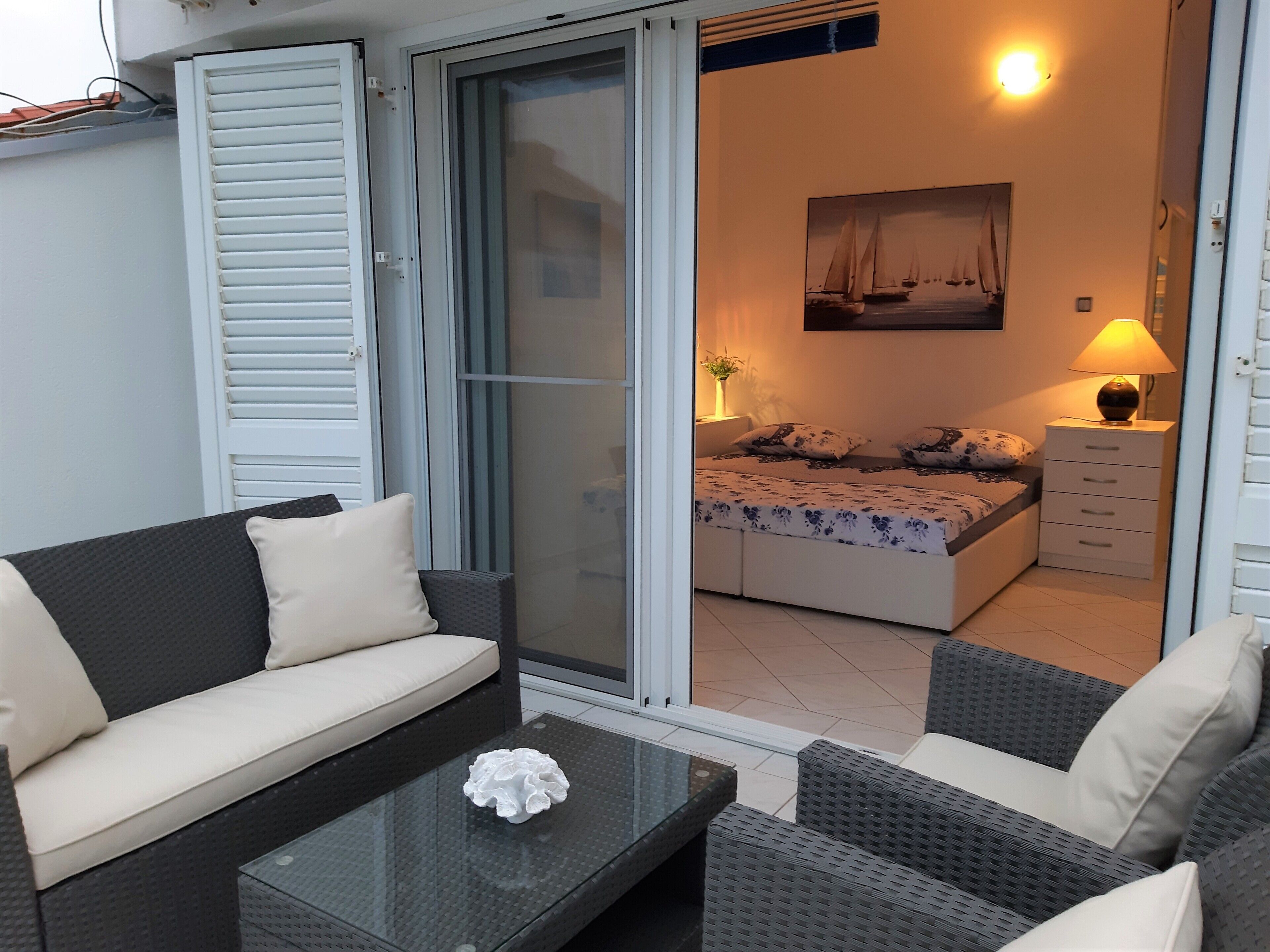 2 chambres, fer et planche à repasser, Wi-Fi gratuit, draps fournis