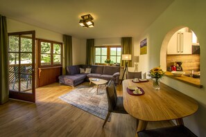 Télévision LED de 49 pouces avec chaînes numériques