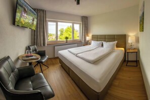 Standard Double Room | Hypo-allergenic bedding, desk, laptop workspace, blackout curtains - Appartement-Hotel-Allgayer (Oy-Mittelberg)