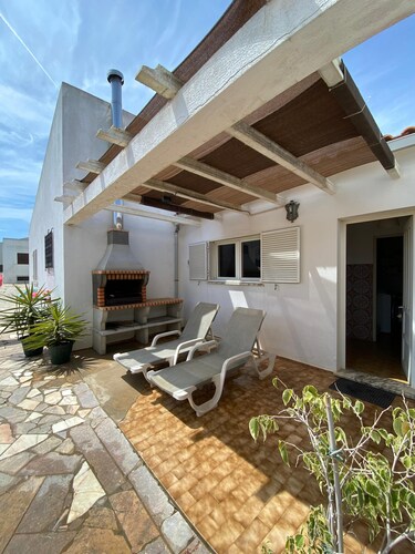 Großes Haus in Strandnähe.