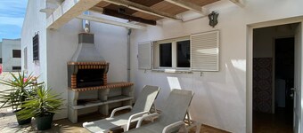 Grande casa vicino alla spiaggia.