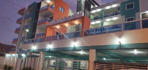 Exterior - J2c New exclusive area 10 minutes from the airport. (Santo Domingo este)