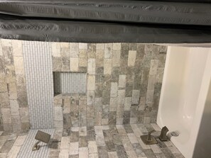 Combined shower/tub, hair dryer, towels, toilet paper - Lakefront property with pool and lighthouse with amazing views of the lake, . (Granbury)