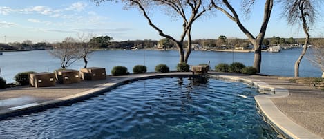 Udendørs pool