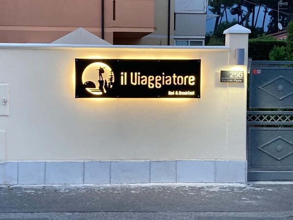 Exterior - B&B Il Viaggiatore (Massa)