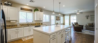 Casa completamente aggiornata nel bellissimo quartiere di Peoria.