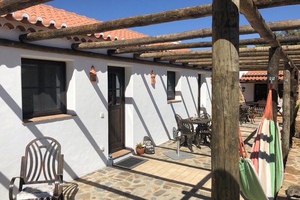 Entrada principal virada a nascente